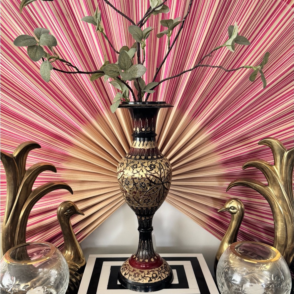 Vintage etched brass enameled vase - Picture 2 of 10